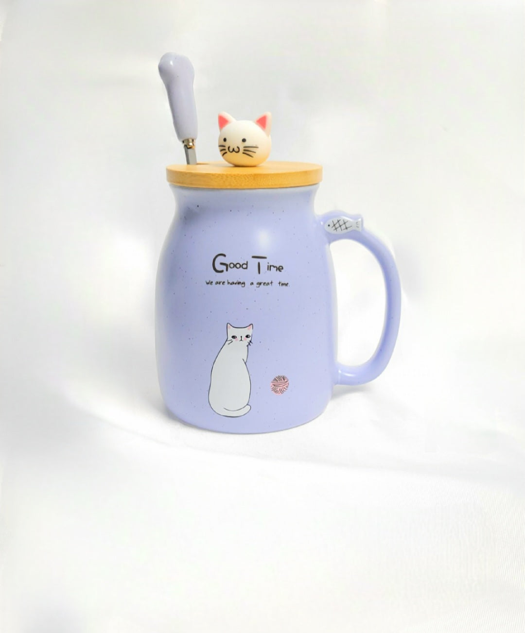 Süße Katzen Keramik Tasse mit Deckel und Löffel ( Pink, Gelb, Lila ) Kaffeetasse "Good Time" 400ml Geschenk für Katzenfreunde