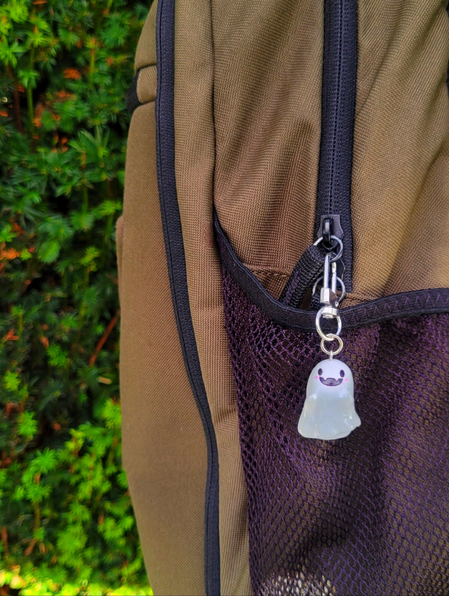 Glow-in-the-Dark Geister Anhänger – 6 Varianten